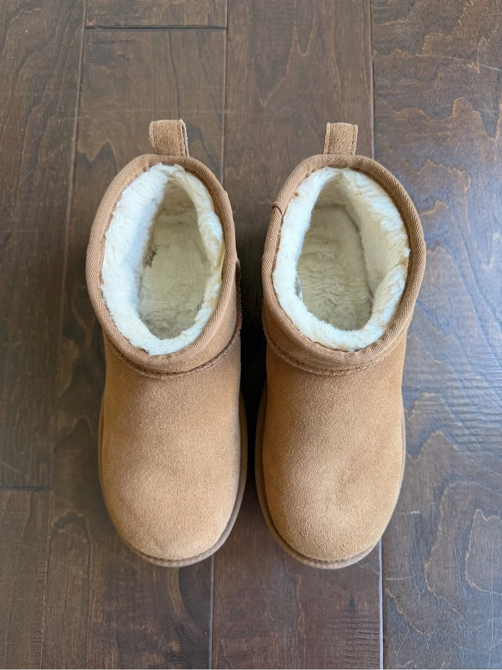 UGG Classic Ultra Mini Platform Boot Shearling-Lined Interior Chestnut Color